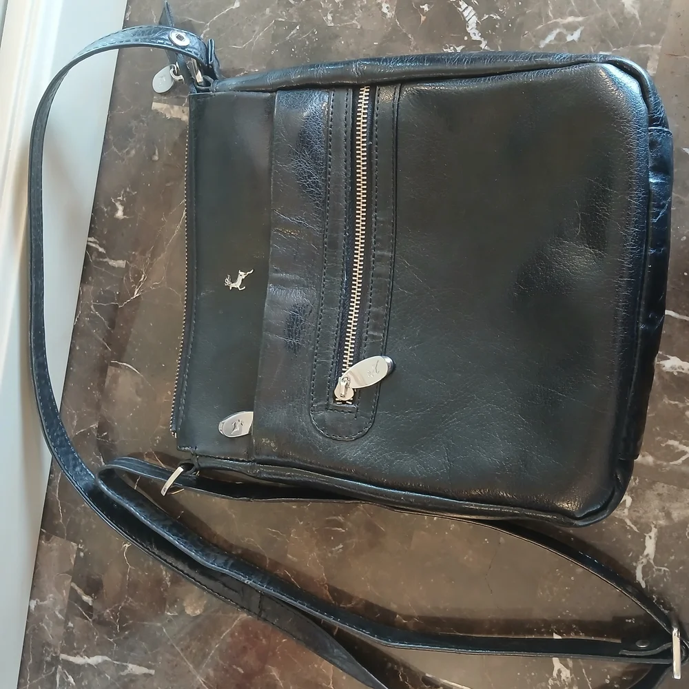 Ashwood Genuine Leather Crossbody Bag - Picture 9 of 14